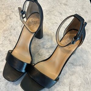 Black Strap block heels Naturalizer size 8